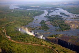 Victoria Falls, Viktoriny vodopády, Zambie, Zimbabwe