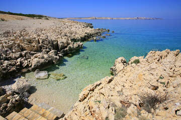 Pláž Jadra, Stará Novalja, ostrov Pag, Chorvatsko