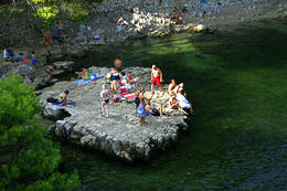 Slané jezero Mrtvo more, ostrov Lokrum, Chorvatsko
