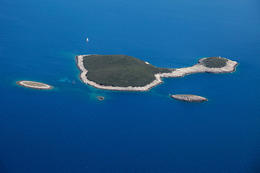 Ostrov V. Vodnjak, Pakleni otoci, Hvar, Chorvatsko