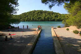 Veliko jezero, národní park Mljet, Chorvatsko