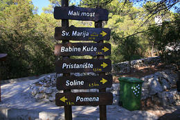 Národní park Mljet, odbočka ke geologické lokalitě Zakamenica a vyhlídce Vydikovac