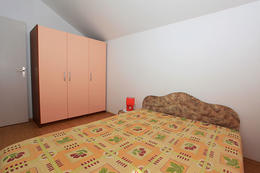 Apartmány Lina: apartmán A1 pro 2-4 osoby,<br />
2. poschodí