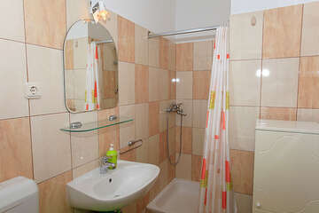 Apartmány Lina: apartmán A3 pro 4-5 osob,<br />
přízemí