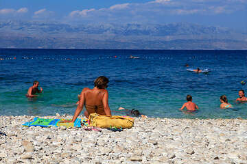 Sutivan - pláže, ostrov Brač, Chorvatsko