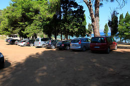 Písečná pláž Lovrečina, ostrov Brač, Chorvatsko