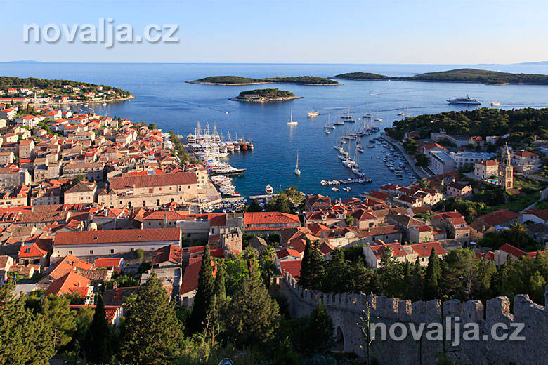 Město Hvar - ostrov Hvar