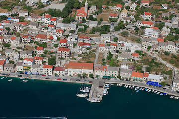 Povlja, ostrov Brač, Chorvatsko