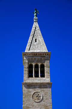 Novigrad - zvonice, Istrie, Chorvatsko