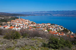 Vrbnik, ostrov Krk, Chorvatsko