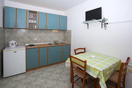 A1 - apartmány Erik, Metajna, ostrov Pag, Chorvatsko