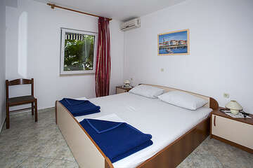 A2 - apartmány Erik, Metajna, ostrov Pag, Chorvatsko