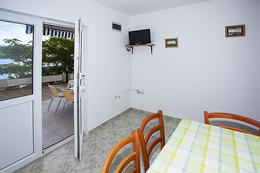 A1 - apartmány Erik, Metajna, ostrov Pag, Chorvatsko