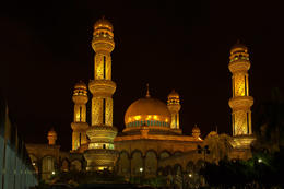 Mešita Jame'Asr Hassanal Bolkiah, Bandar Seri Begavan, Brunej