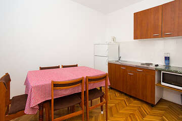 A2 - apartmány Nada, Gradac, Chorvatsko