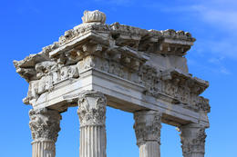 Traianův chrám, Pergamon, Turecko