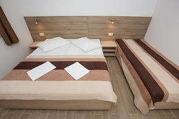 Apartmán 101 - hotel Ivando - depandance****, Drvenik, Chorvatsko