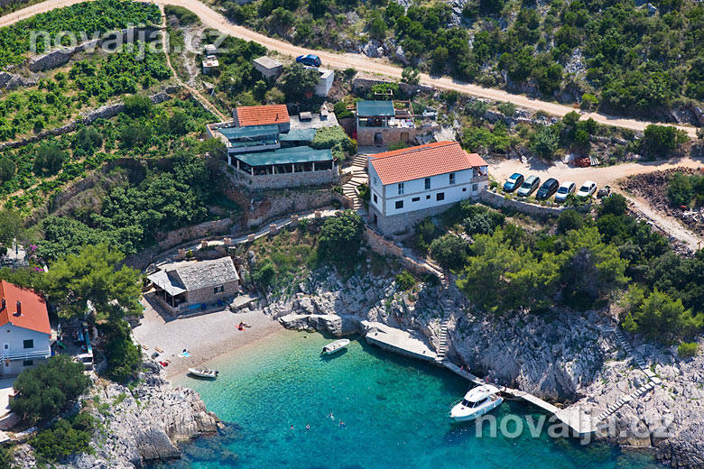 Letecké fotky severních zátok Hvaru, ostrov Hvar