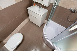 A5 - apartmány Osama, zátoka u Povljany, ostrov Pag, Chorvatsko