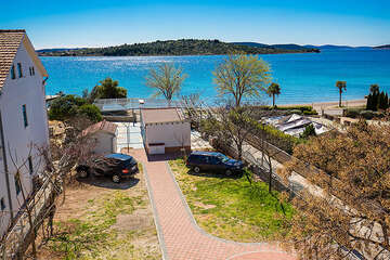 Apartmány Rita - výhled z terasy ap. A3, Vodice-Srima, Chorvatsko