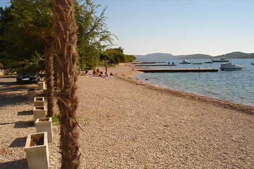 Apartmány Rita - pláž před domem, Vodice-Srima, Chorvatsko