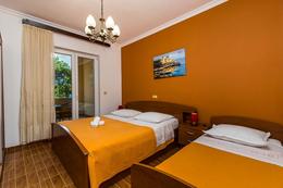 A2 - apartmány Enim, Promajna, Chorvatsko