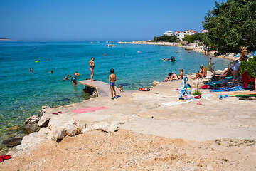 Apartmány Maša-I - betonová terasa 100 od domu, Mandre, ostrov Pag, Chorvatsko