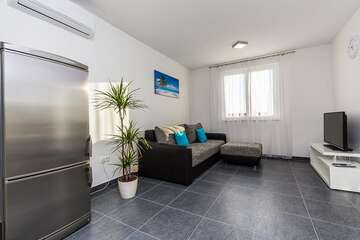 A2 - apartmány Crystal, Podstrana, Chorvatsko