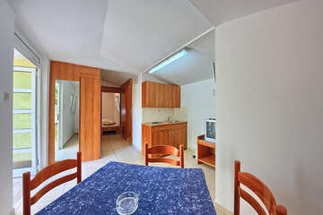 Hotel Resnik** - bungalovy Suite, Kaštel Štafilić, Chorvatsko