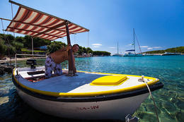 Zátoka Vinogradišće, ostrov Sv. Klement, Pakleni otoci, Hvar, Chorvatsko