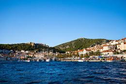 Návrat z Paklených ostrovů zpět do města Hvar, Chorvatsko