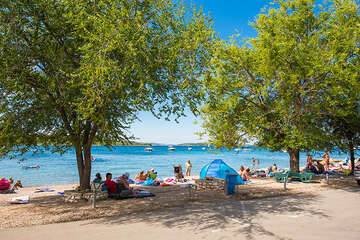 Vodice - Srima, pláže, Šibenická riviéra, Chorvatsko