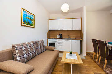 A2 - apartmány Delfin, Zaostrog, Makarská riviéra, Chorvatsko