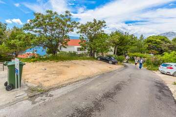 Apartmány Žarko - velké parkoviště 120 m nad domem, Brela, Makarská riviéra, Chorvatsko