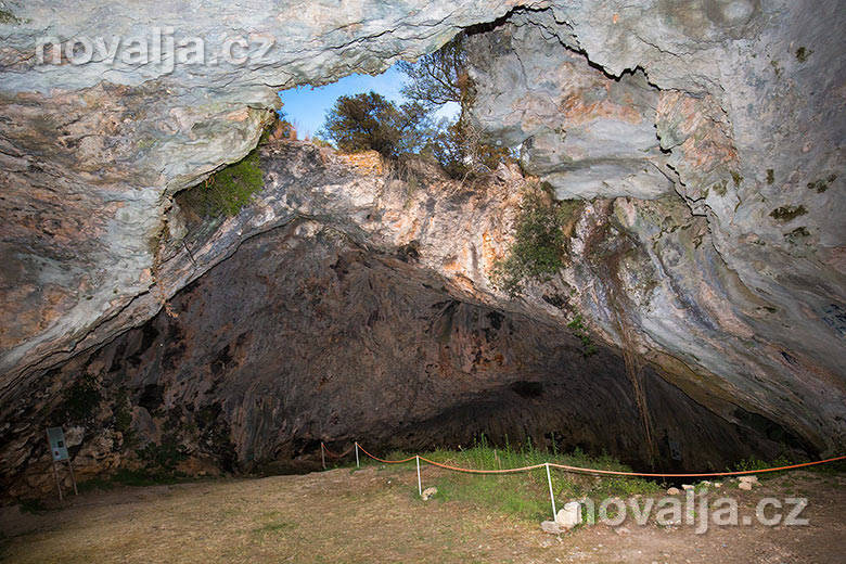 Jaskyňa Vela špilja - ostrov Korčula