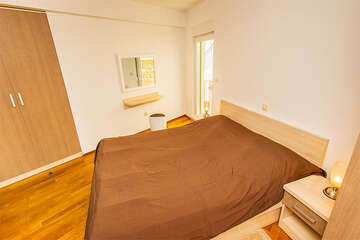 A2 - apartmány Leut (dveře z ložnice na terasu jsou zrušeny, fotky ložnice nejsou aktuální), Drvenik, Makarská riviéra, Chorvatsko