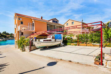 Apartmány Ankica - parkoviště, Prižba, ostrov Korčula, Chorvatsko