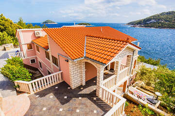 apartmány Andriana