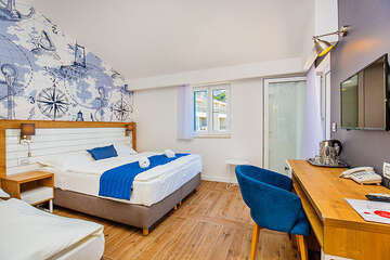 příklad třílůžkového pokoje (pokoj 302) - hotel Srečko, Drvenik, Makarská riviéra, Chorvatsko