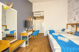 příklad čtyřlůžkového pokoje (pokoj 303) - hotel Srečko, Drvenik, Makarská riviéra, Chorvatsko