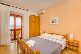 S2 - apartmány Plat, Dražica, ostrov Pag, Chorvatsko