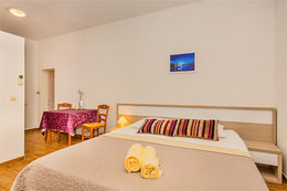 S4 - apartmány Plat, Dražica, ostrov Pag, Chorvatsko