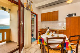 A8 - apartmány Plat, Dražica, ostrov Pag, Chorvatsko