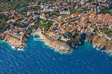 Apartmány Vrbnik 11 - letecký pohled, Vrbnik, ostrov Krk, Chorvatsko