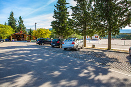 Vodopády Kravica - parkoviště, Bosna a Hercegovina