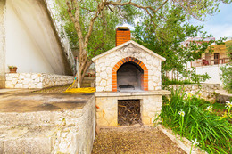 Apartmány Karaka - gril u domu, zátoka Luka Dubrava, poloostrov Pelješac, Chorvatsko