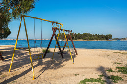 Preko - dětský park u pláže Jaz, ostrov Ugljan, Chorvatsko