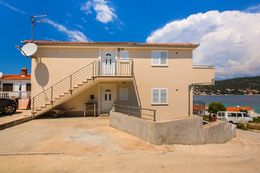 Apartmány Medo, Sevid, Trogirská riviéra, Chorvatsko