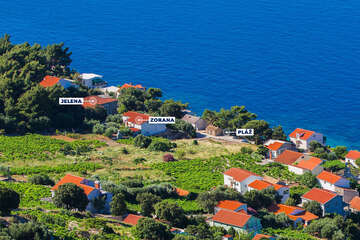 Apartmány Zorana - letecký pohled, Dingač-Borak, poloostrov Pelješac, Chorvatsko