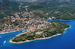 Sali - letecký pohled, ostrov Dugi Otok, Chorvatsko